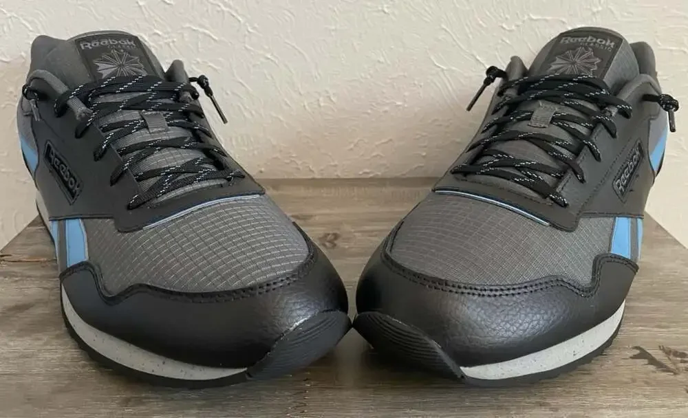 Reebok Classic Mens 15 Low Athletic Sneakers Gray Black Blue Leather & Nylon EUC